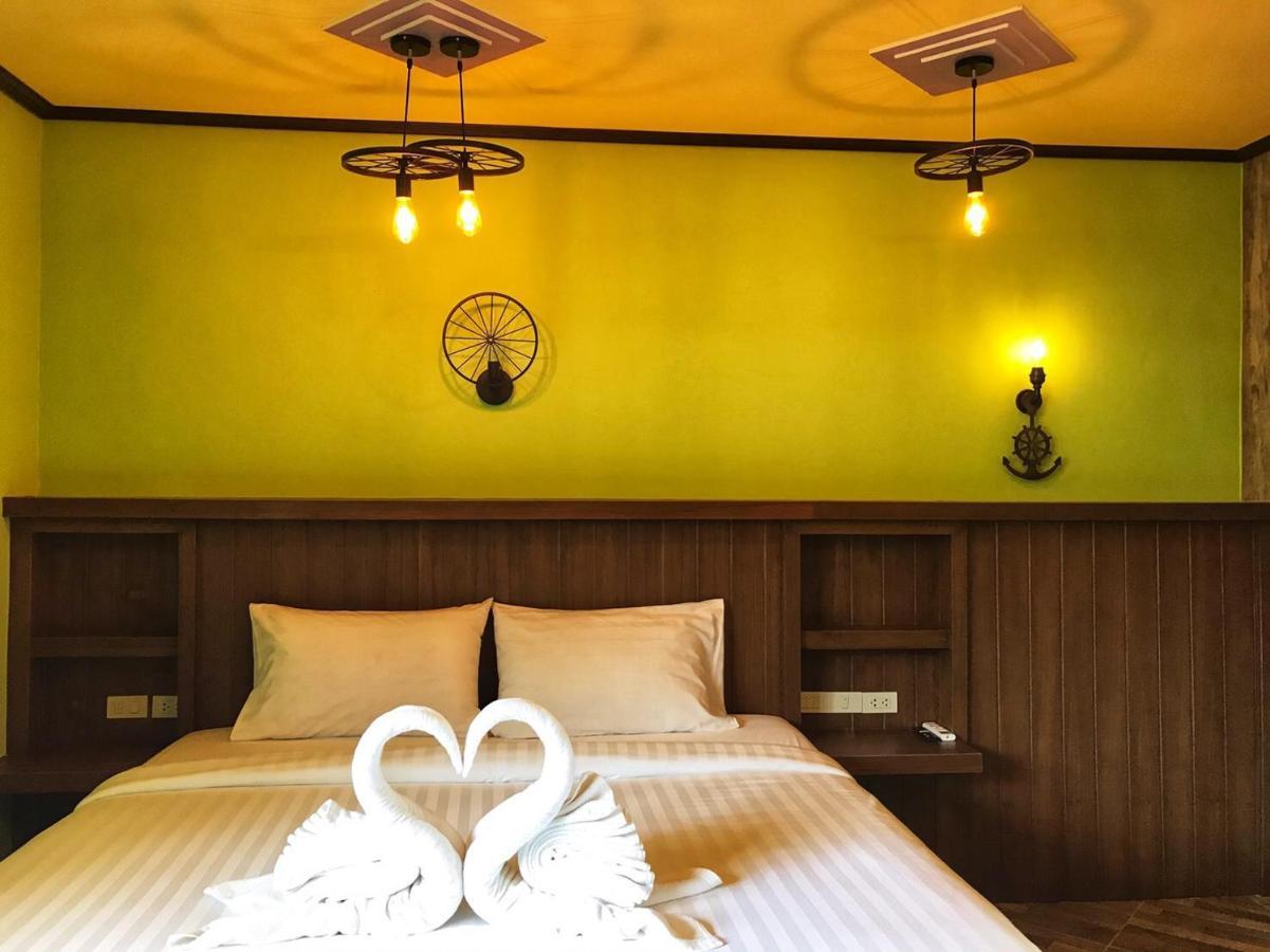 Mangrove House Lanta Old Town Hotel Koh Lanta Exterior photo