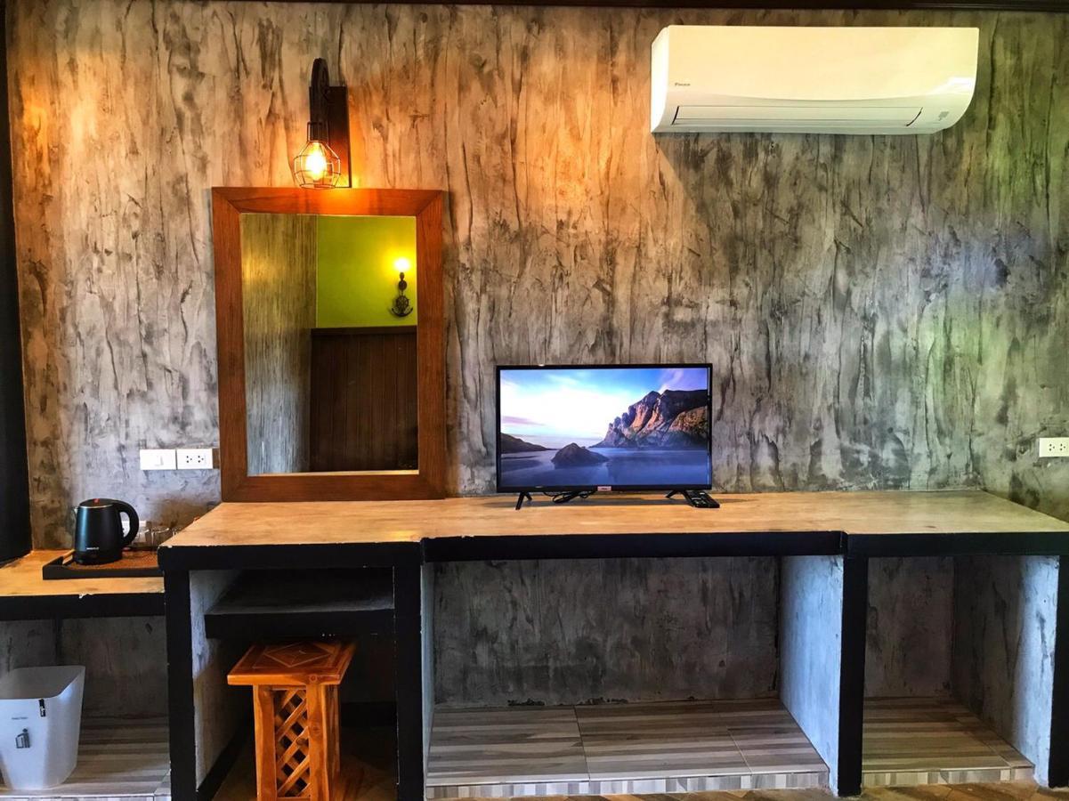 Mangrove House Lanta Old Town Hotel Koh Lanta Exterior photo