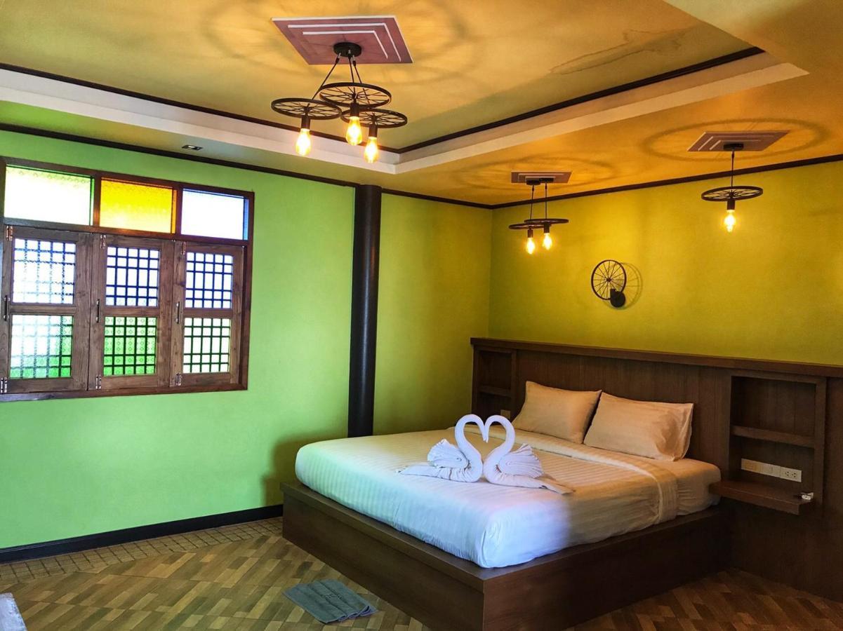 Mangrove House Lanta Old Town Hotel Koh Lanta Exterior photo